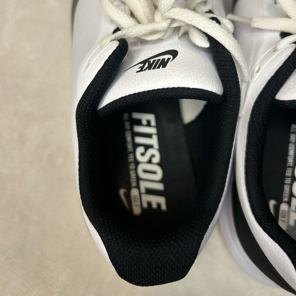 Nike Black and White Mens Golf Shoes main image 5